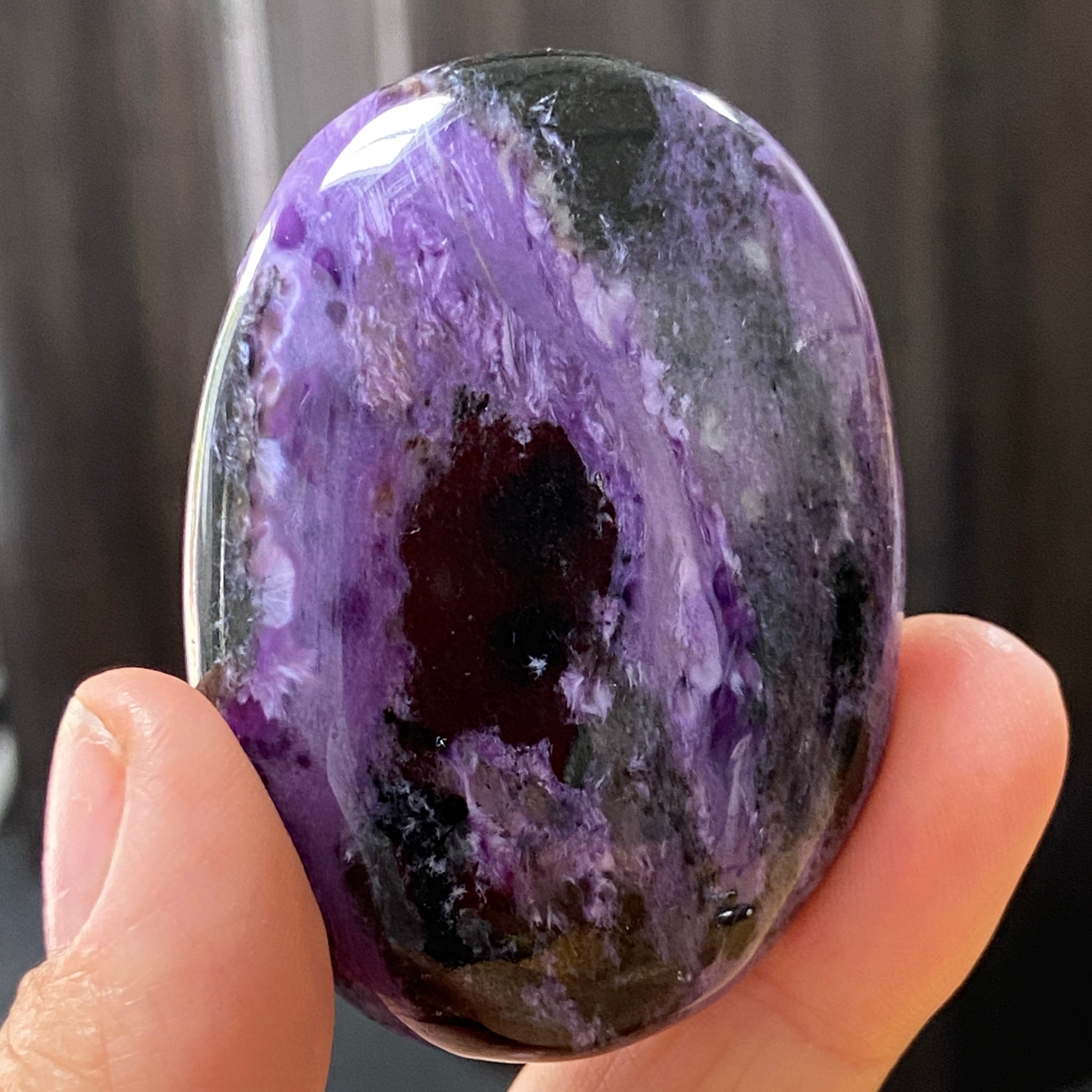 Charoite Palmstone - Russia
