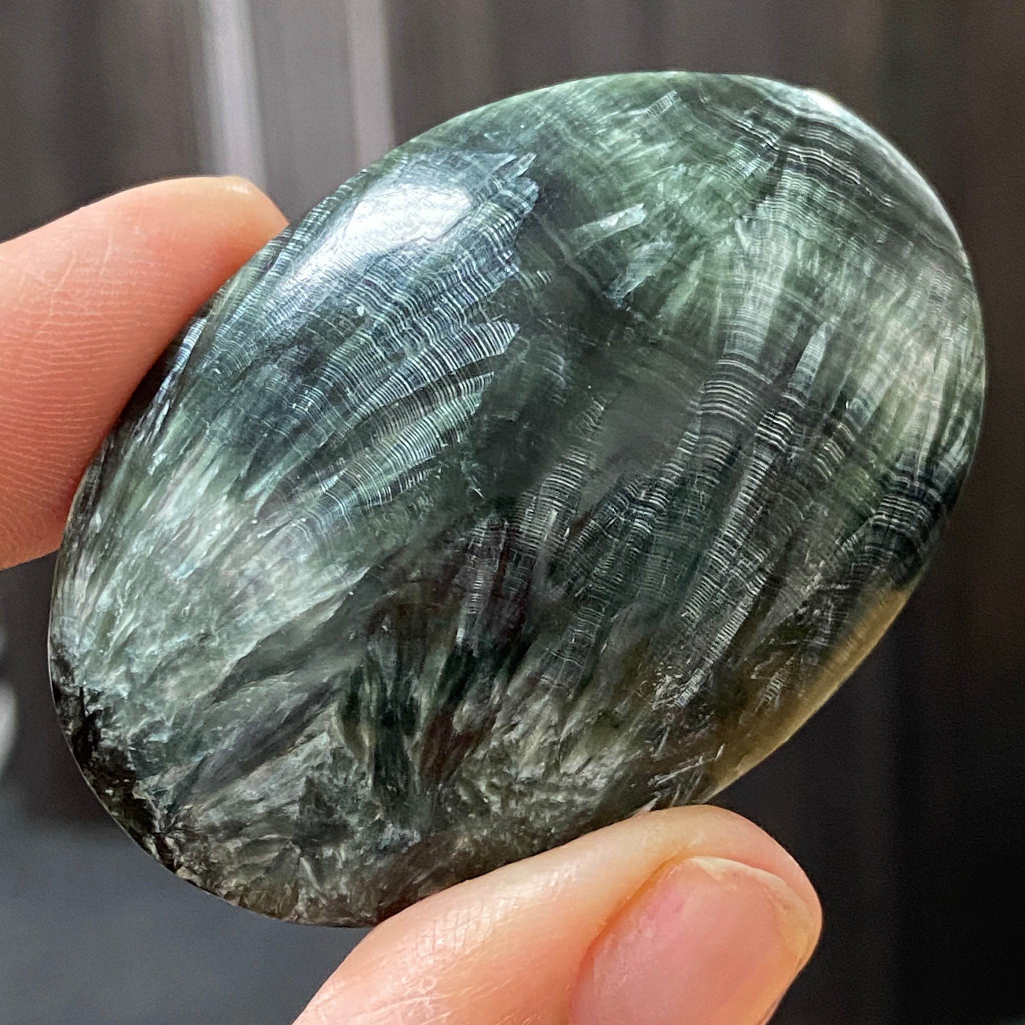 Seraphinite Palmstone – Russia