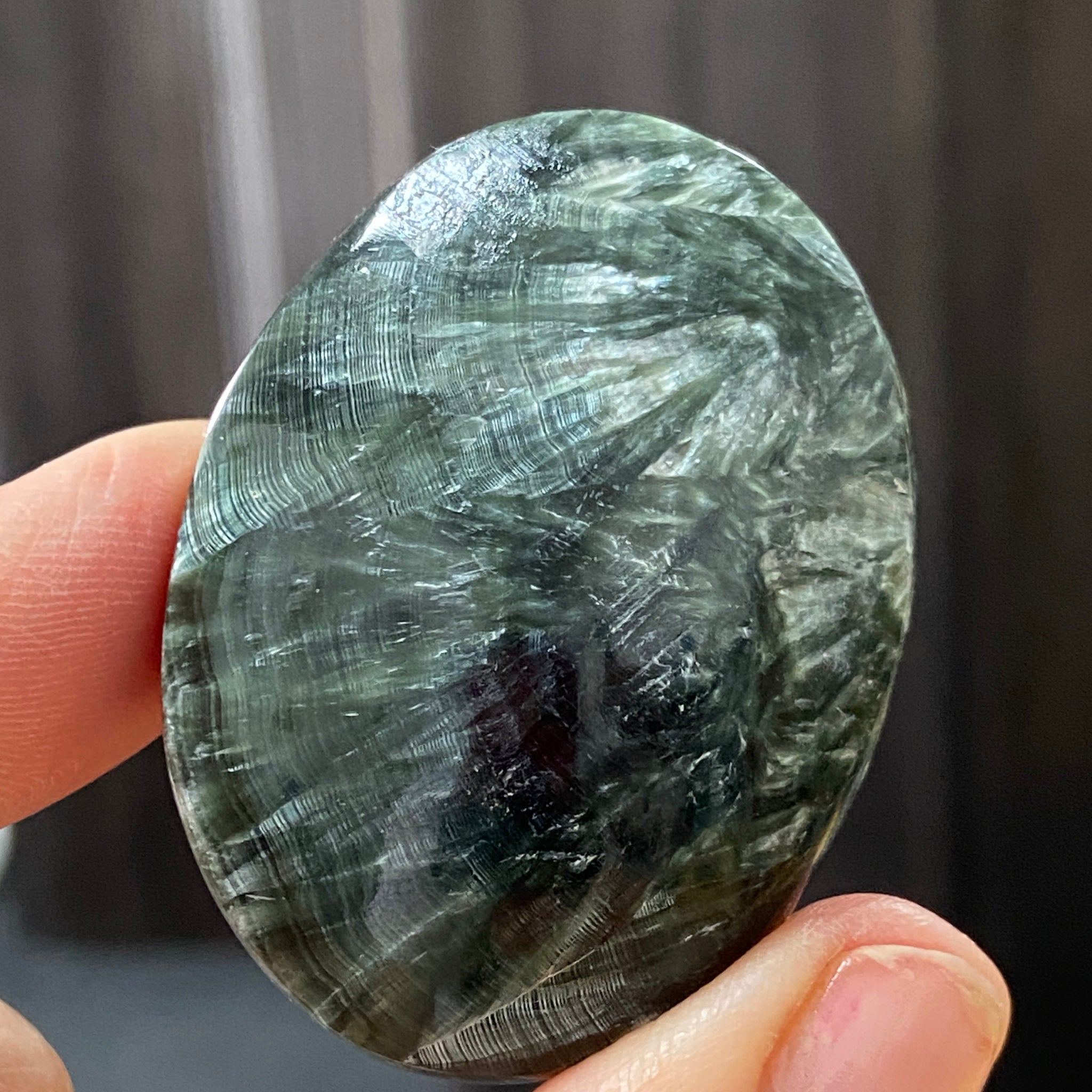 Seraphinite Palmstone – Russia