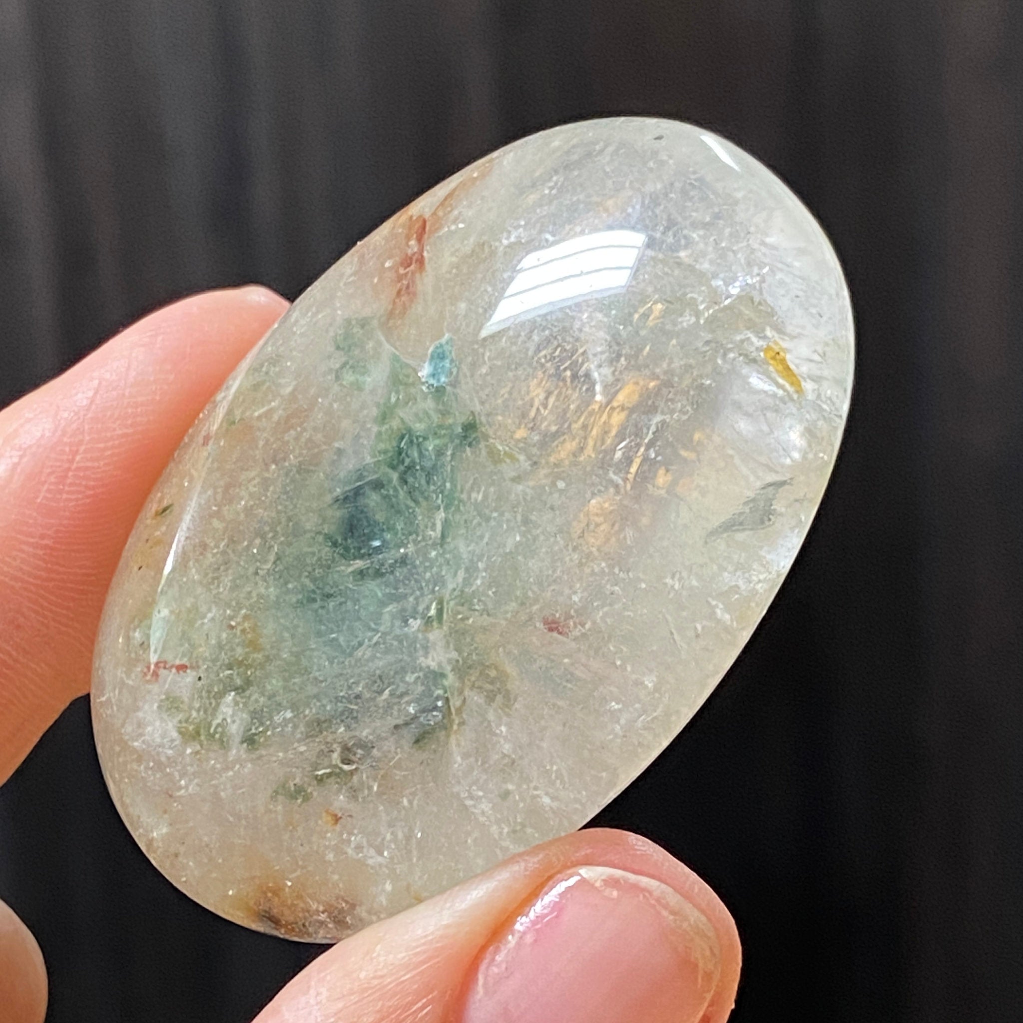 Quartz with Fuchsite Palmstone