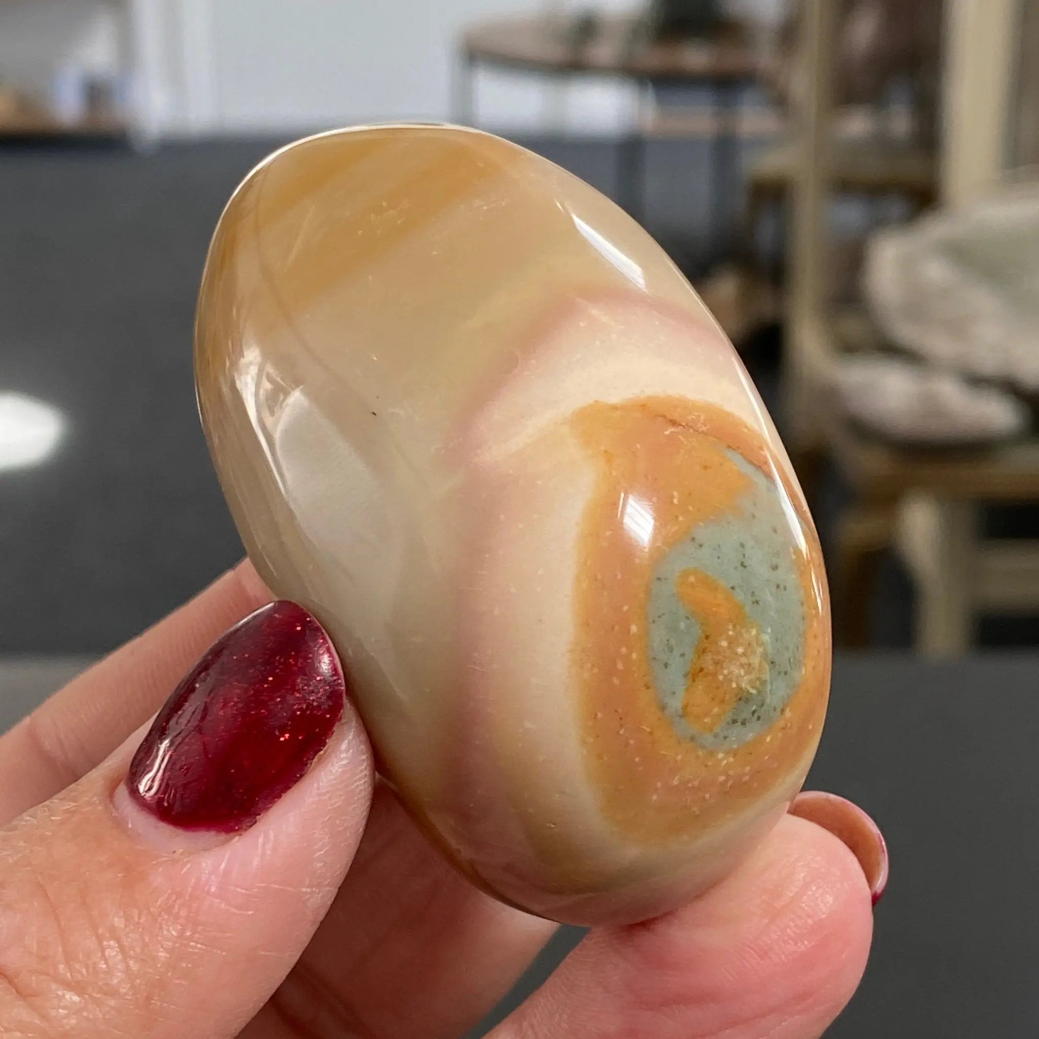 Picture Japser, Polychrome Jasper Palm stone