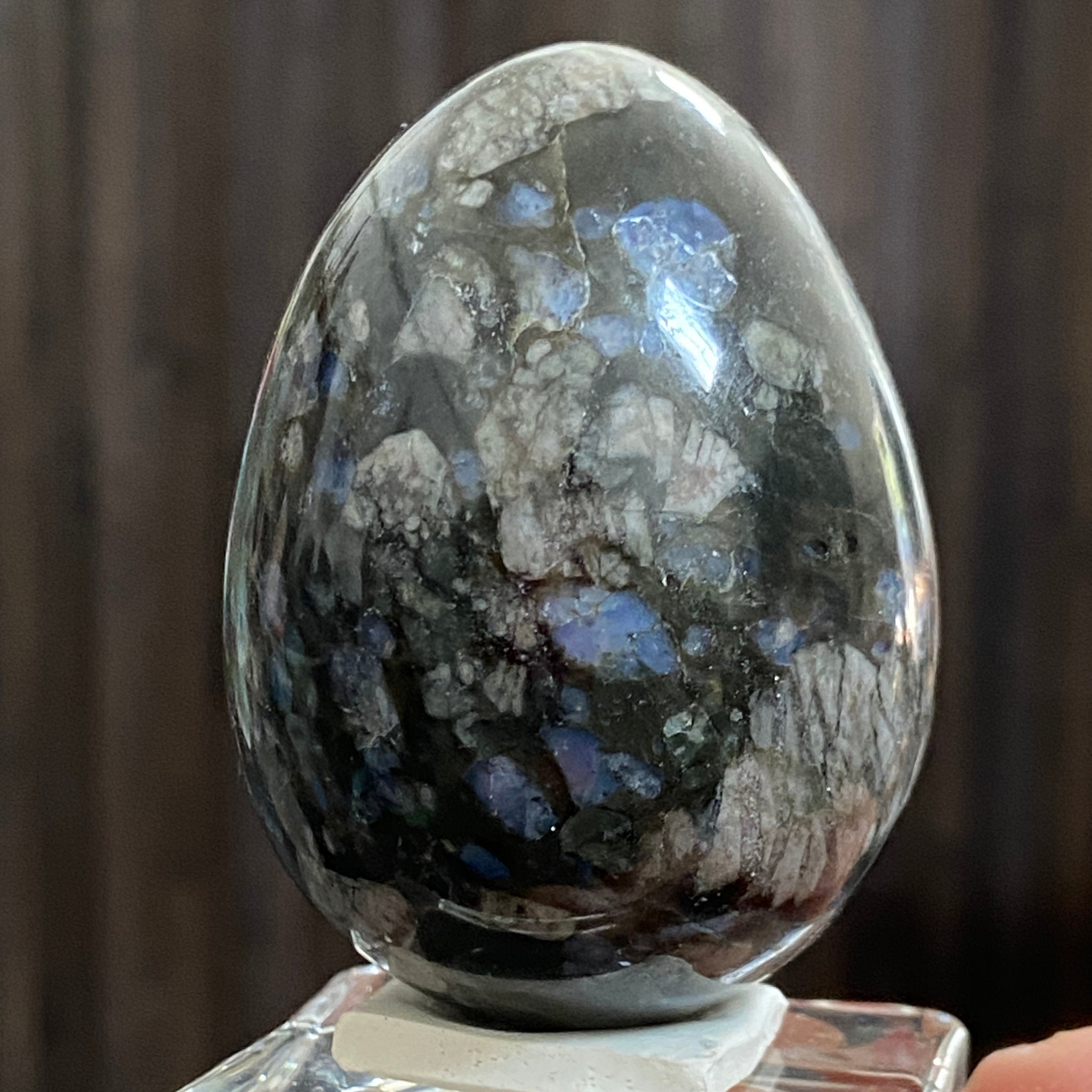 Que Sera Crystal Egg