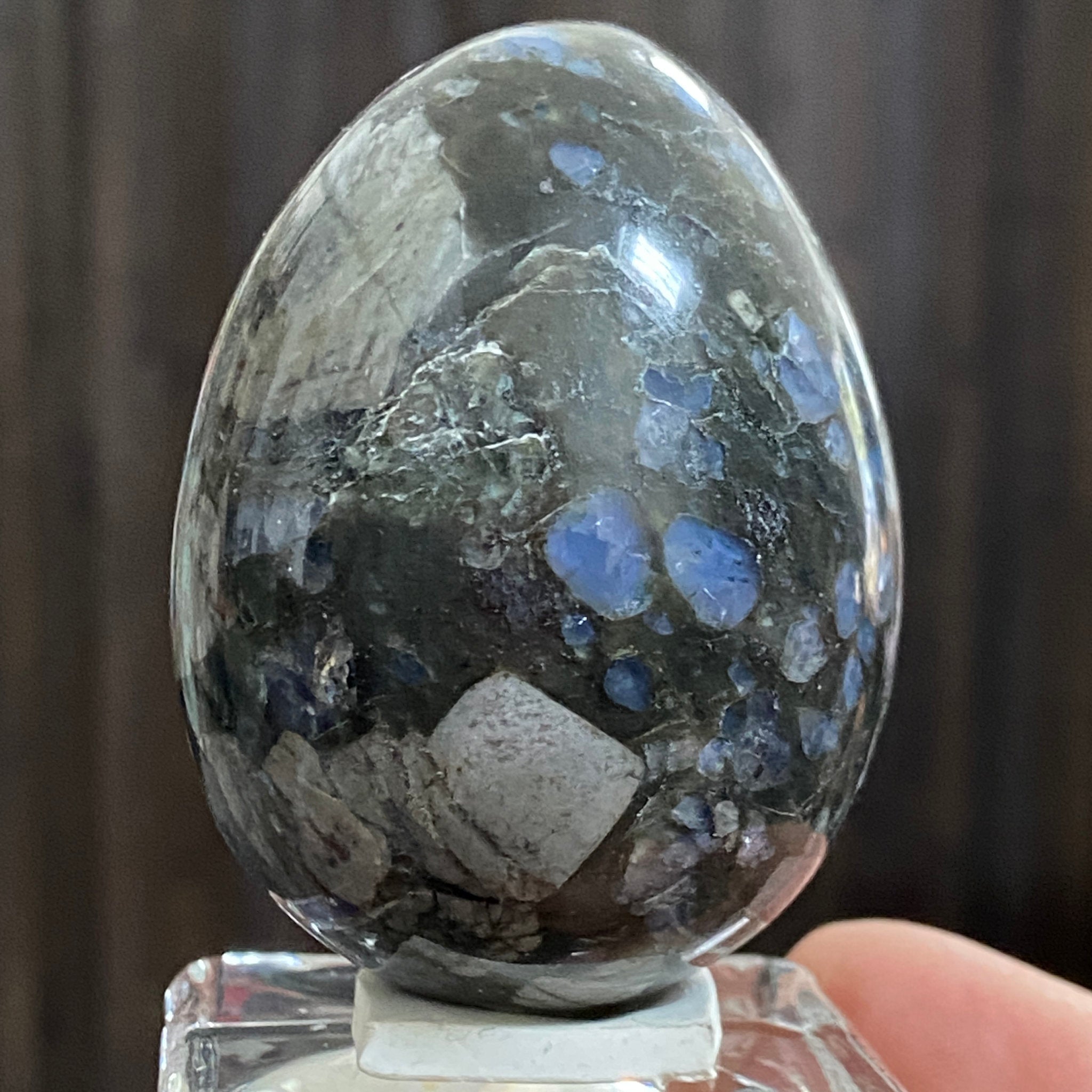 Que Sera Crystal Egg