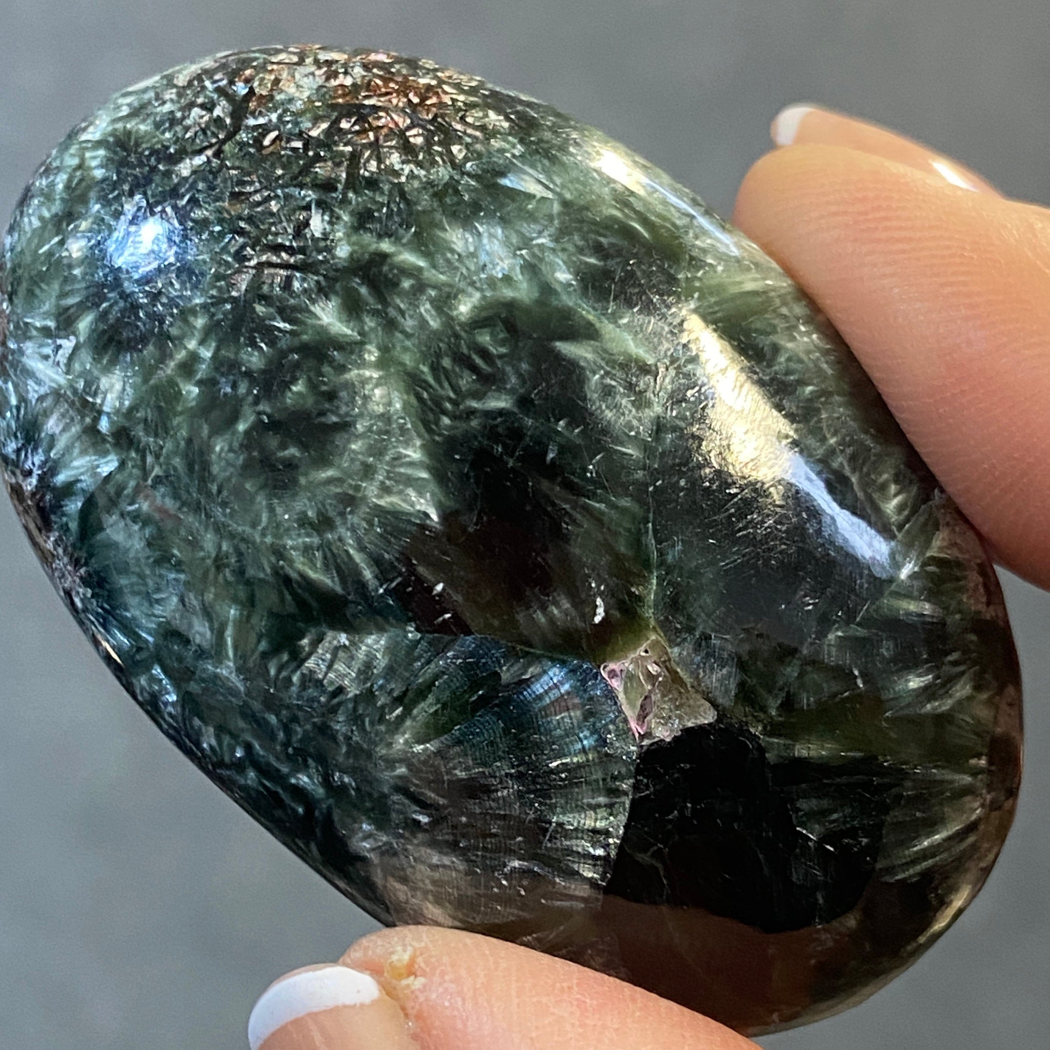 Seraphinite Palmstone – Russia