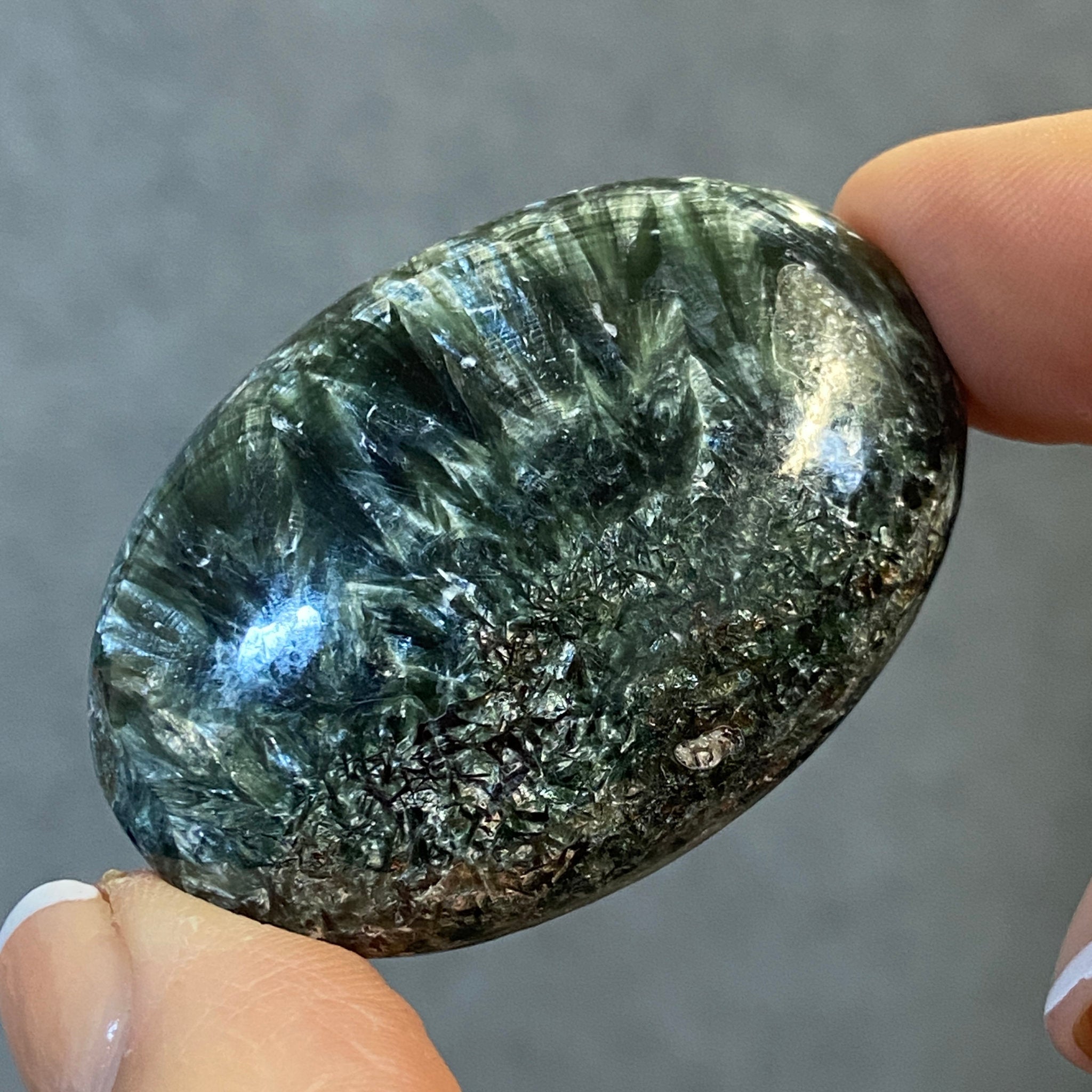Seraphinite Palmstone – Russia