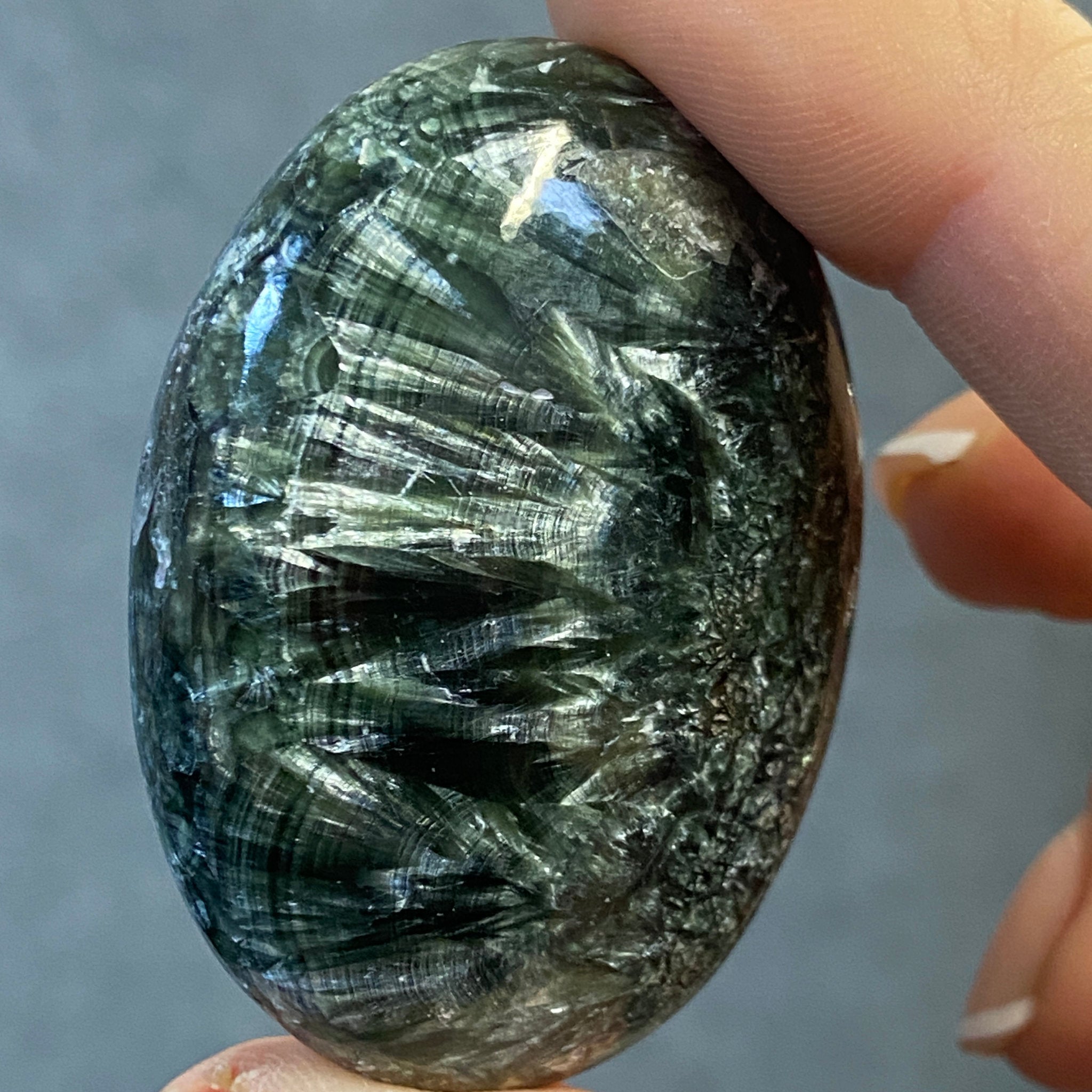 Seraphinite Palmstone – Russia