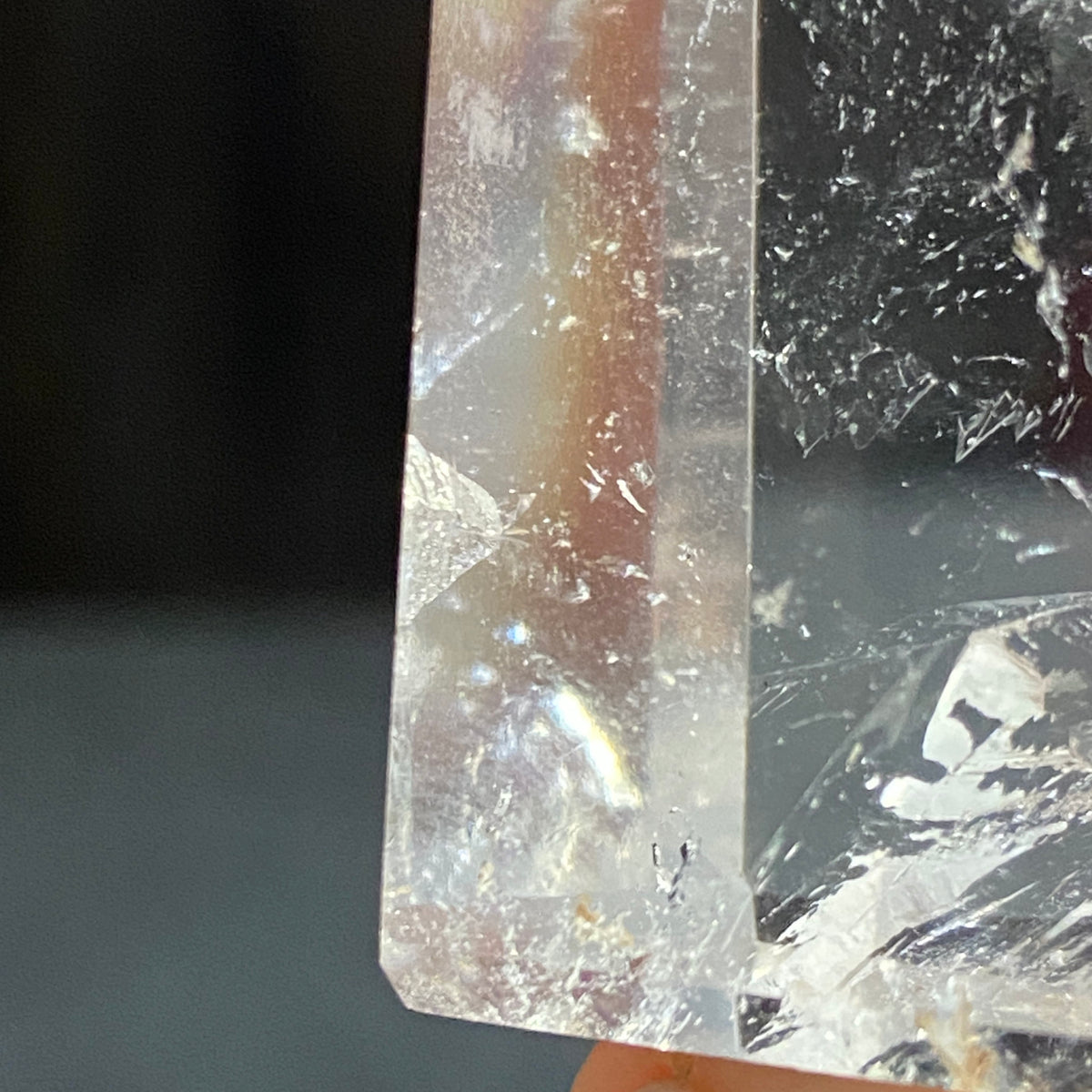 Manifestation Clear Quartz Standing Point – Madagascar