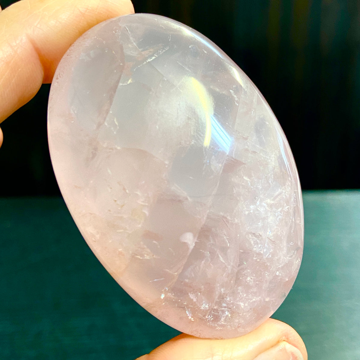Rose Quartz Palmstone – Madagascar