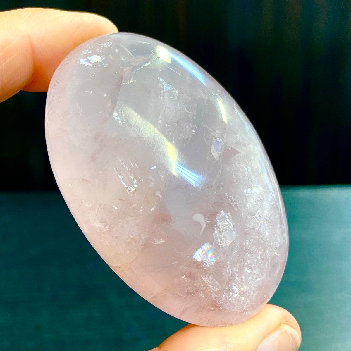 Rose Quartz Palmstone – Madagascar