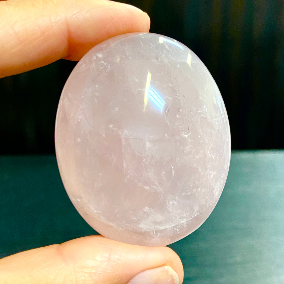 Rose Quartz Palmstone – Madagascar