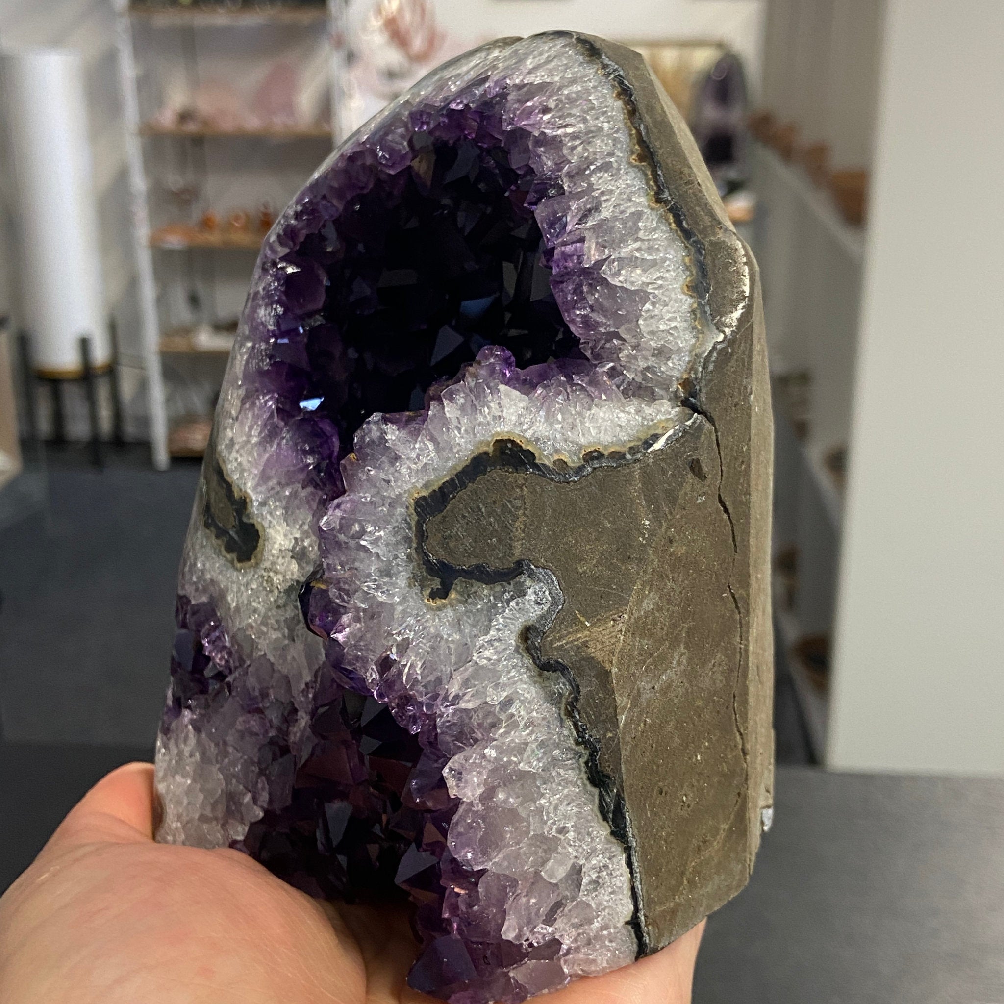 Amethyst Geode – Uruguay - Castle Rocks Cornwall
