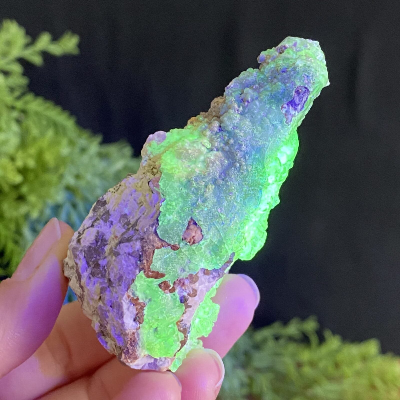UV Hyalite Opal