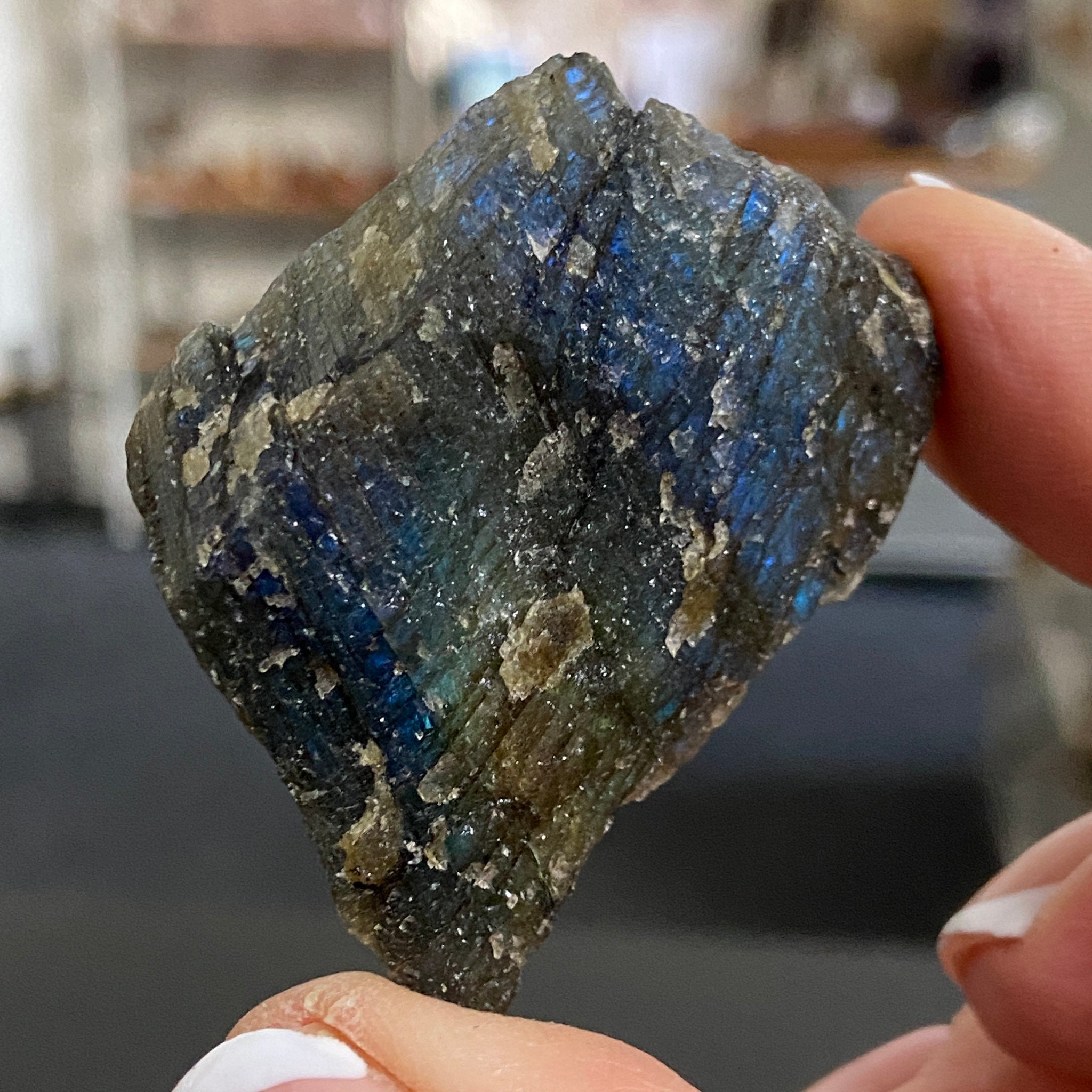 Madagascan Labradorite Slice – New Beginnings & Intuition - Castle Rocks Cornwall