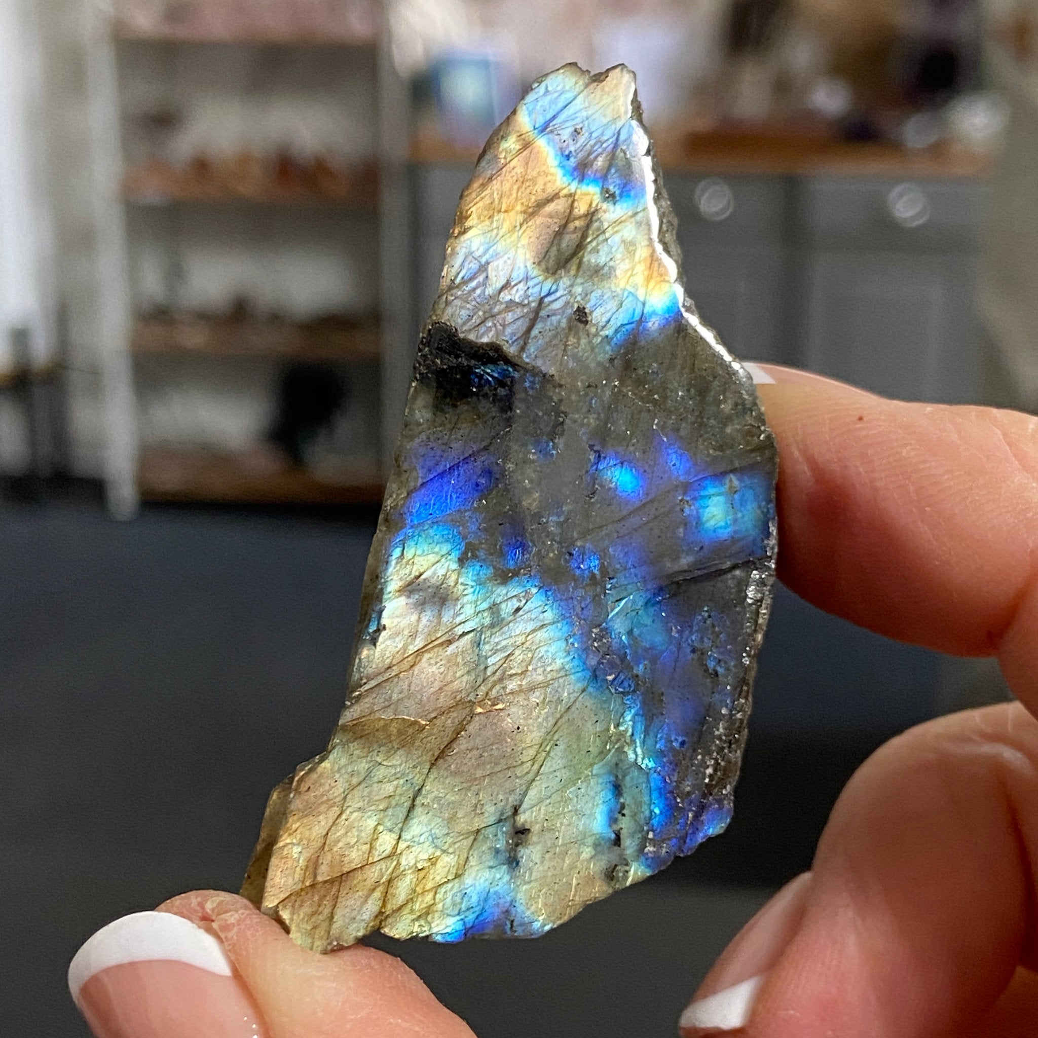 Madagascan Labradorite Slice – New Beginnings & Intuition - Castle Rocks Cornwall