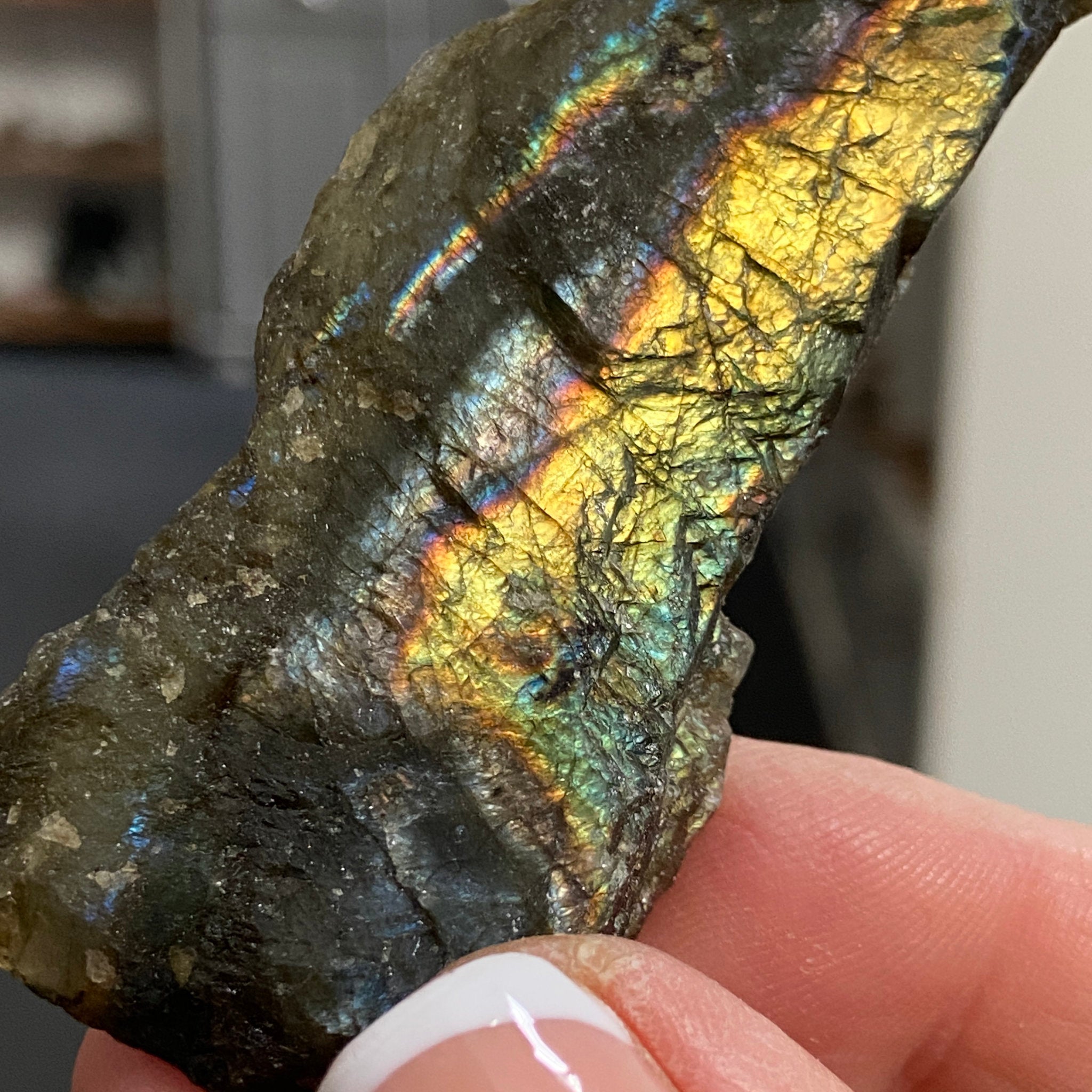 Madagascan Labradorite Slice – New Beginnings & Intuition - Castle Rocks Cornwall